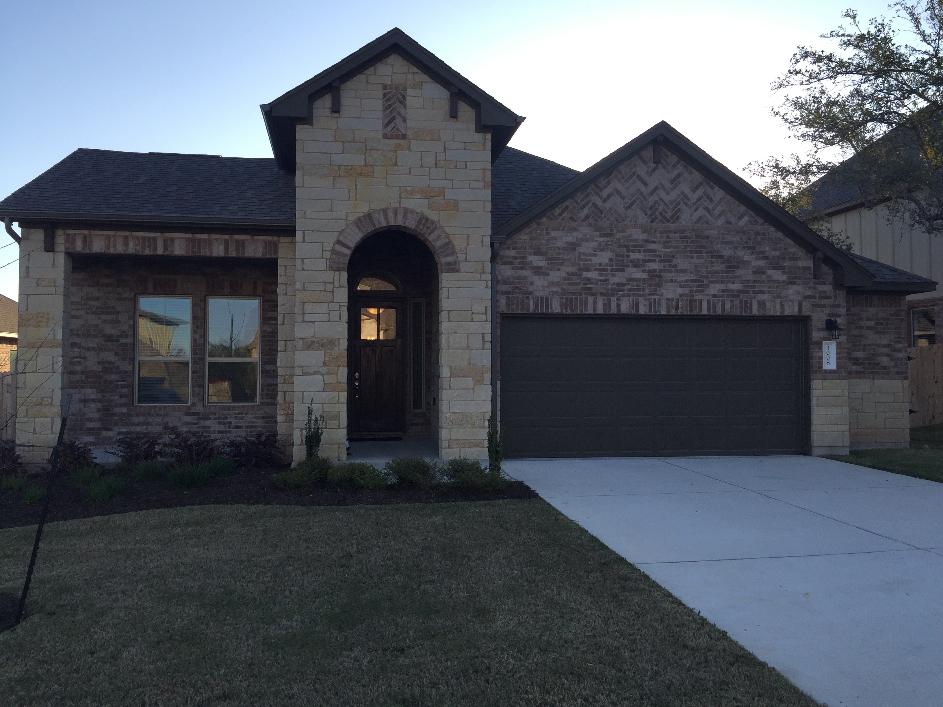 Scottsdale Crossing in Cedar Park TX Under Contract
